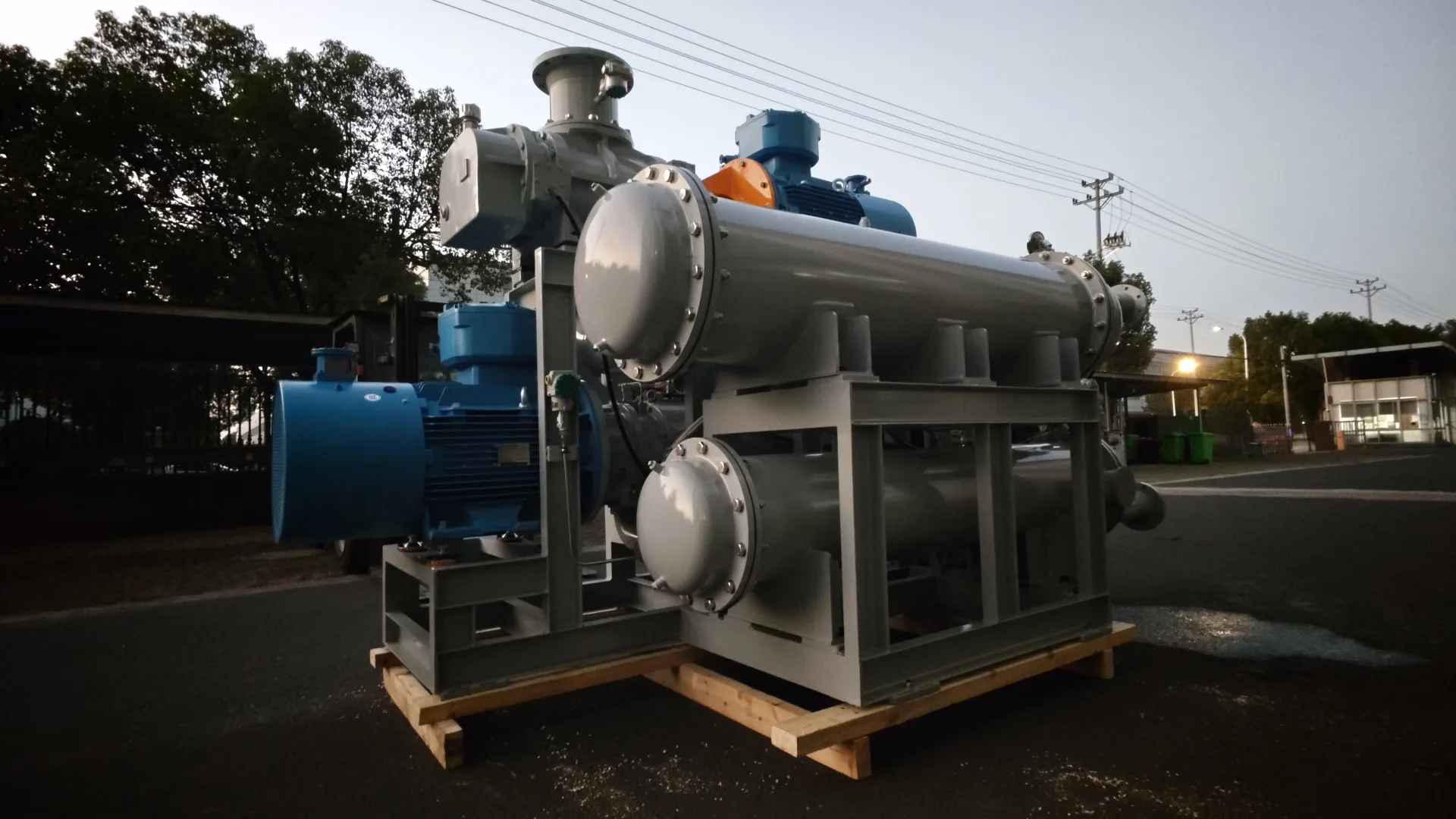 Dry screw vacuum pump package prepared for shipment for an anonymous coal-chemical vapor condition review